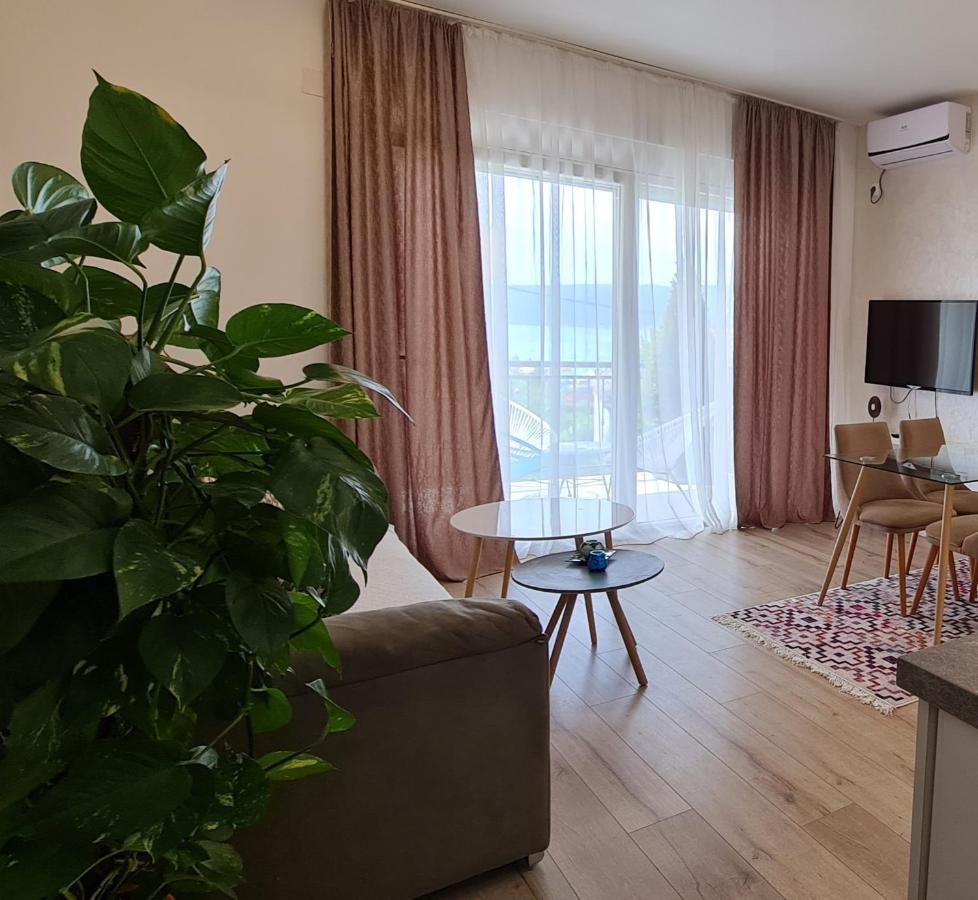 Apartments Тиват Екстер'єр фото