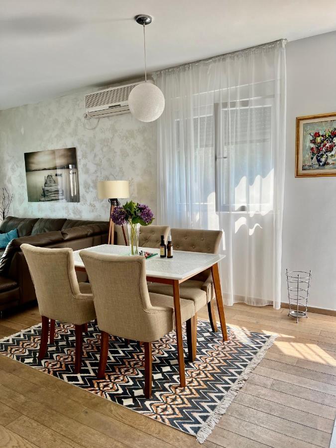Apartments Тиват Екстер'єр фото