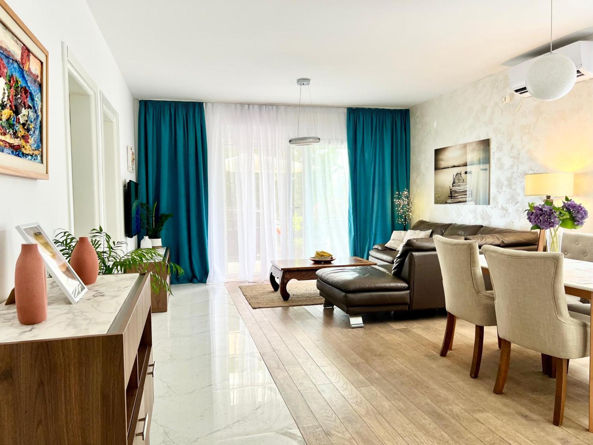Apartments Тиват Екстер'єр фото