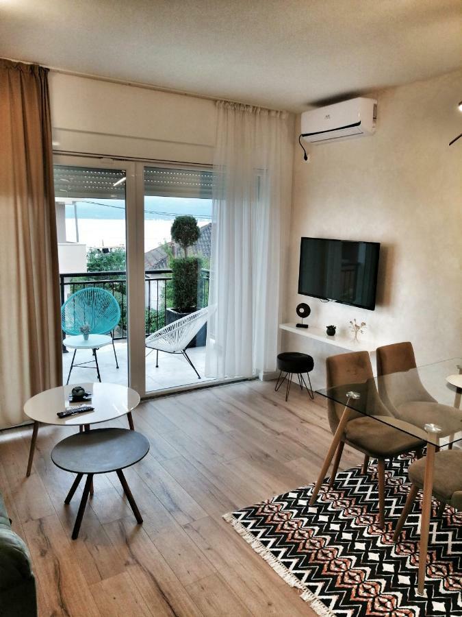 Apartments Тиват Екстер'єр фото