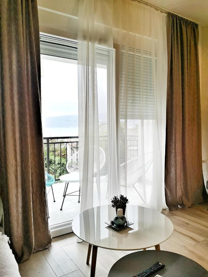 Apartments Тиват Екстер'єр фото